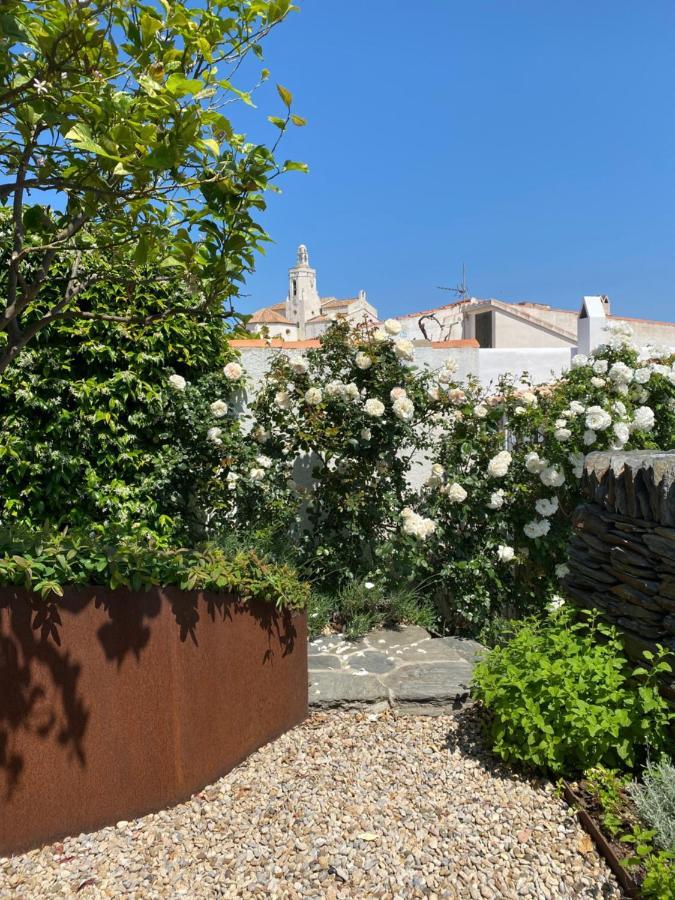 Centric Townhouse With Sea View - Casa Marta Villa Cadaqués Eksteriør billede
