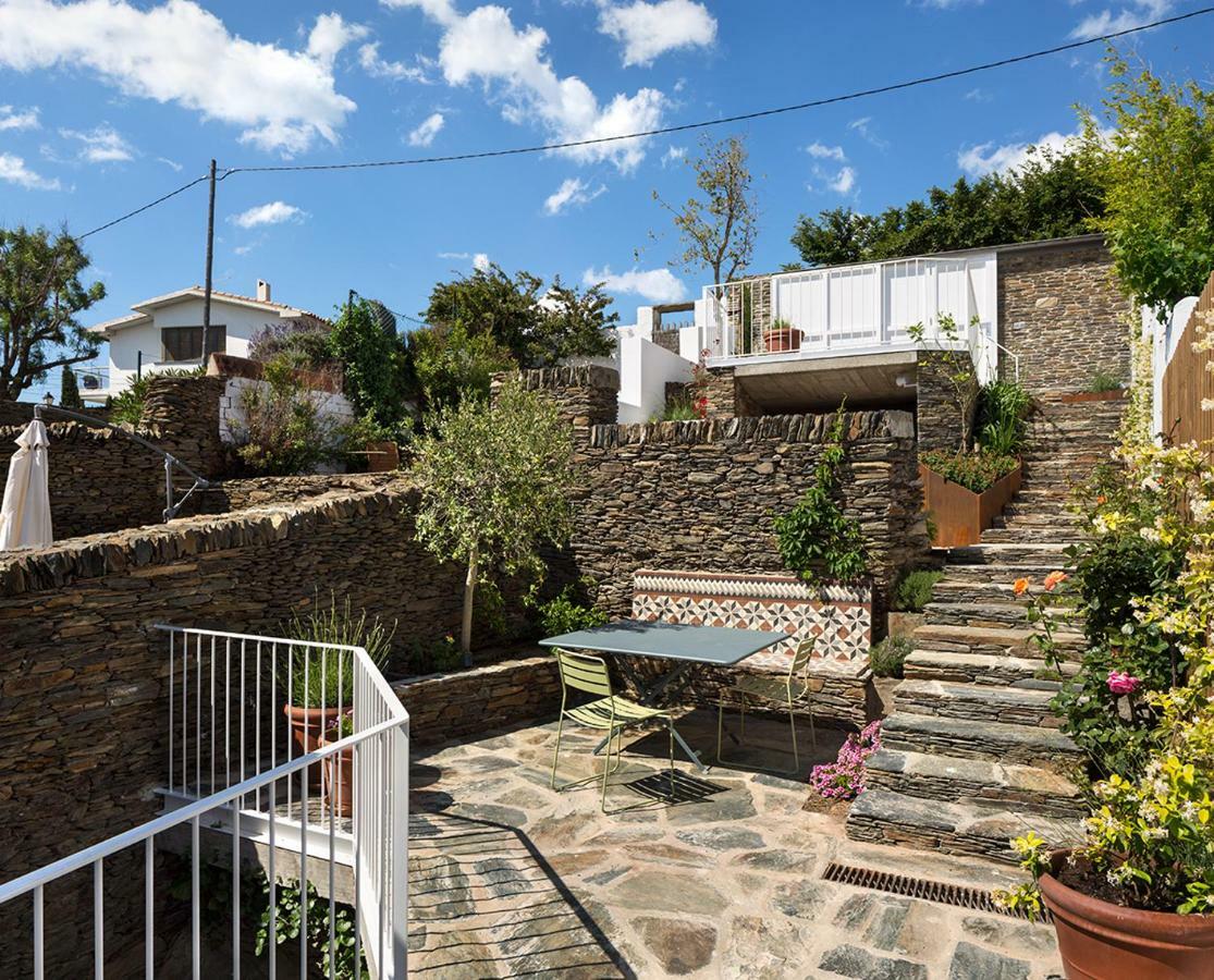 Centric Townhouse With Sea View - Casa Marta Villa Cadaqués Eksteriør billede
