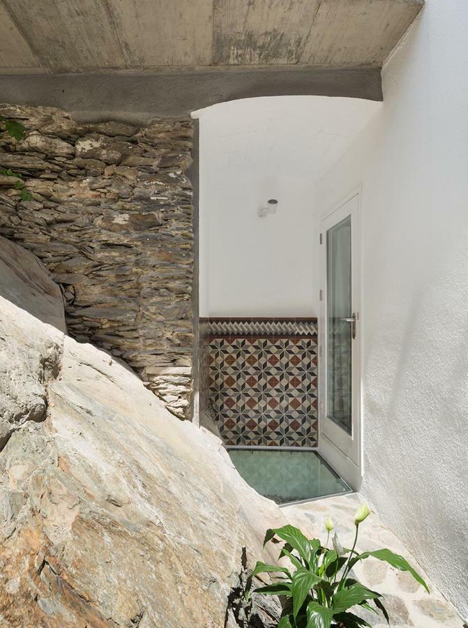 Centric Townhouse With Sea View - Casa Marta Villa Cadaqués Eksteriør billede